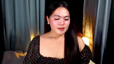 I am Colly Your mystery girl online show from April 18, 3:41 am