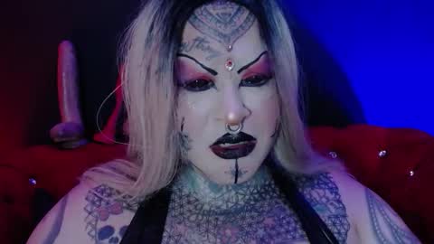 Snapshot of venus_rock chatting on September 27, 5:38 am Venus Ink online show from September 27, 5:38 am