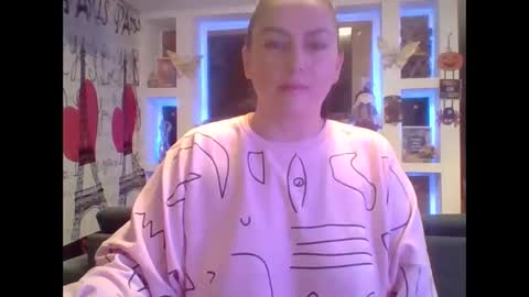 VENUSINA07 online show from October 25, 8:46 am