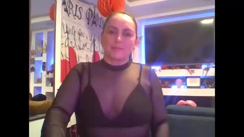 Snapshot of venusina07 chatting on October 22, 8:06 am VENUSINA07 online show from October 22, 8:06 am