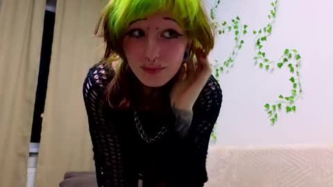 Snapshot of veolatownson chatting on September 11, 7:15 pm Erica online show from September 11, 7:15 pm