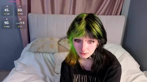Snapshot of veolatownson chatting on October 17, 9:08 pm Erica online show from October 17, 9:08 pm