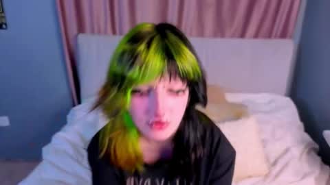 Snapshot of veolatownson chatting on October 16, 9:02 pm Erica online show from October 16, 9:02 pm