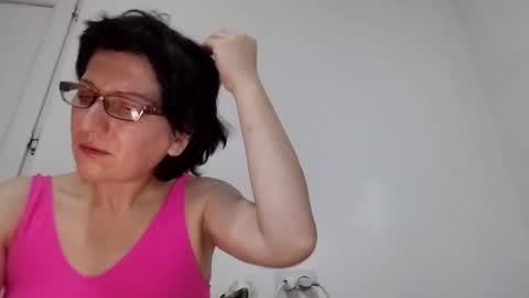 Vera online show from November 22, 8:18 pm