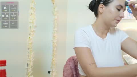 Vera online show from April 13, 12:20 pm