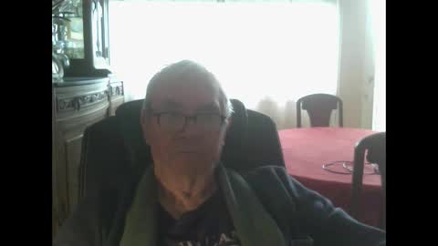 vergne50 online show from April 4, 7:04 am