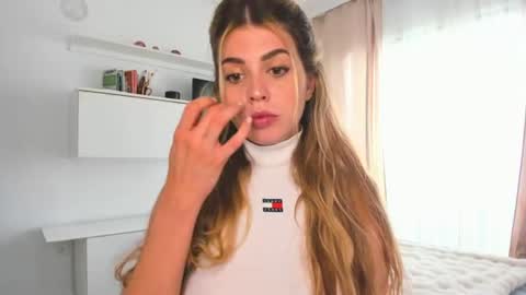 Lolitalolz online show from June 21, 3:29 pm