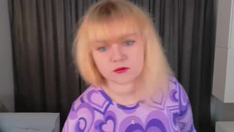 Maria online show from October 8, 2:12 pm