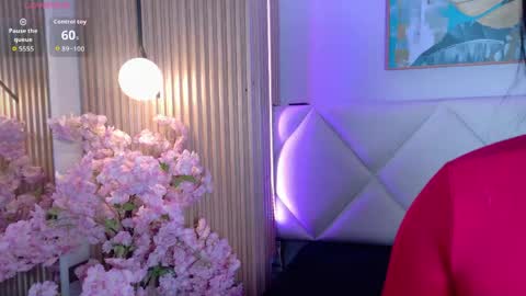 veronica_hill_ online show from May 6, 3:23 am