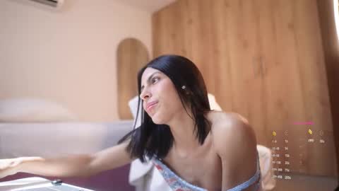 Veronica online show from February 13, 4:10 pm