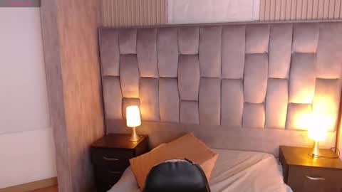 Vero online show from March 6, 8:52 pm