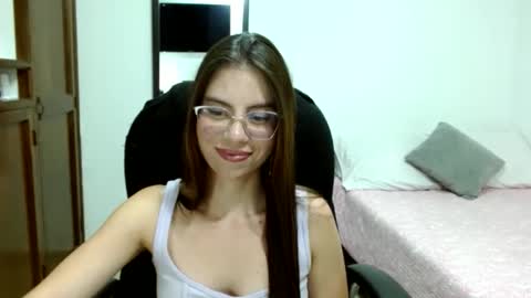 Veronica Miller online show from February 25, 1:42 am