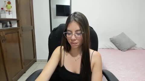 Veronica Miller online show from March 9, 3:33 am