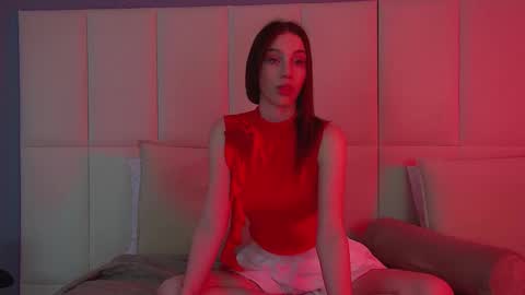 Veronica online show from March 1, 8:02 pm