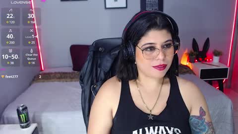 Snapshot of veronika_metalstar chatting on February 19, 1:17 pm Miss Veronika online show from February 19, 1:17 pm
