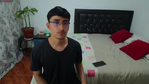 versatileguuy online show from September 21, 2:48 am