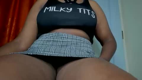 verygoodbadgirl_ebony online show from October 25, 11:20 am