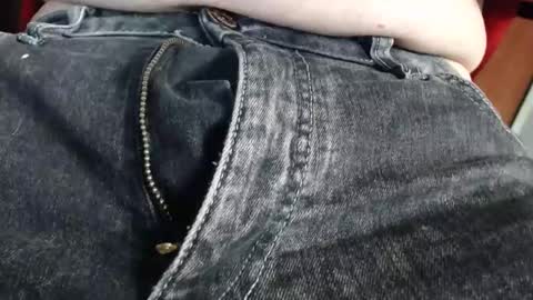 Erik online show from March 10, 3:41 pm