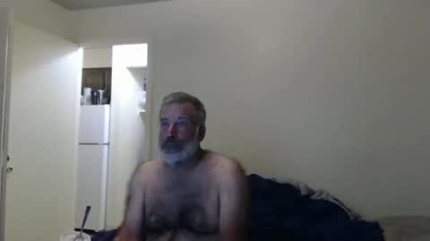 Snapshot of veryveryhairmanindenver chatting on October 11, 12:37 am hairy man online show from October 11, 12:37 am