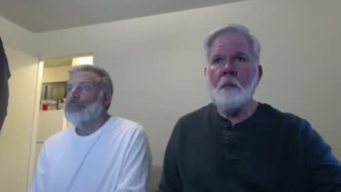 Snapshot of veryveryhairmanindenver chatting on February 23, 12:51 am hairy man online show from February 23, 12:51 am