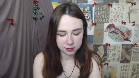 veryveryvery_shy online show from January 14, 6:54 am