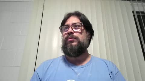 vesturelove online show from October 6, 3:24 am