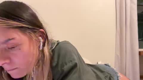 papichulo y mamichula online show from April 17, 12:13 am