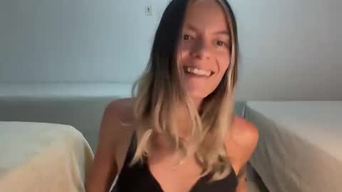 papichulo y mamichula online show from March 29, 12:34 am