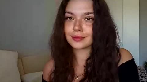Lina online show from July 4, 5:11 am