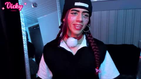  Vicky  online show from February 13, 3:26 pm