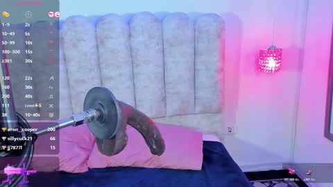        online show from November 14, 11:28 pm