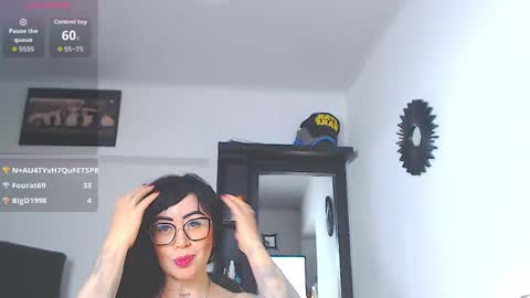 Vicky  online show from April 23, 10:45 am