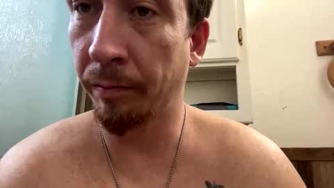 vicrobertson595 online show from February 26, 5:49 pm