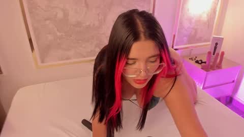 Victoria online show from October 7, 7:43 pm