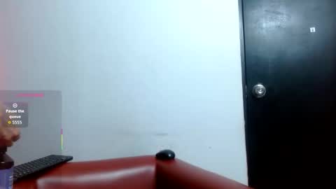 victoria_1126 online show from February 25, 8:01 pm