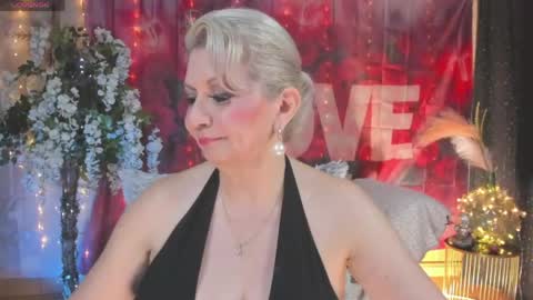 diorvictoria9 online show from April 23, 6:09 pm