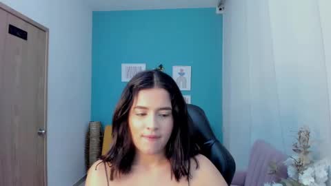 victoria_jonness online show from November 7, 12:18 pm