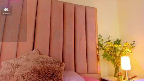 VICTORIA online show from April 10, 9:30 pm