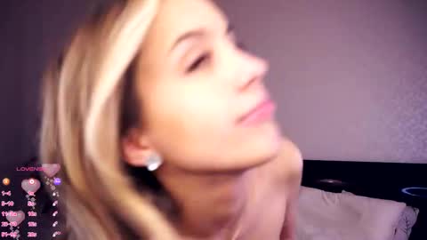 Anasteisha  Day Helen  Night online show from October 12, 7:49 pm