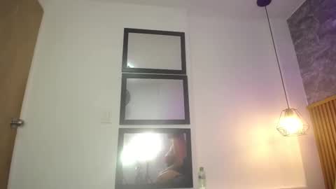 victoriamil1 online show from October 20, 8:03 pm