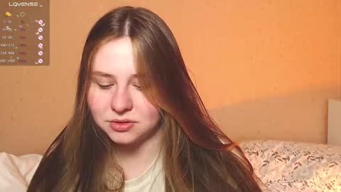 victoriassecrets_ online show from February 21, 8:07 am