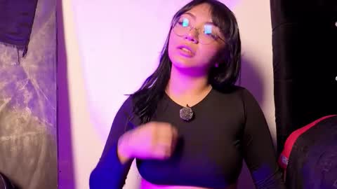 victoriia_thompson online show from February 20, 8:33 pm