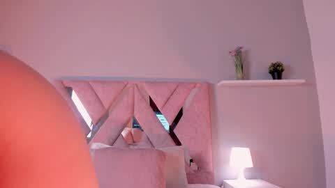 Snapshot of viictoria_becker chatting on September 13, 1:30 am Victoria  online show from September 13, 1:30 am