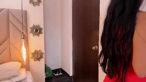 VioletRosse  online show from July 26, 2:36 pm