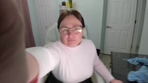 Ukrainian-woman online show from February 12, 5:26 pm