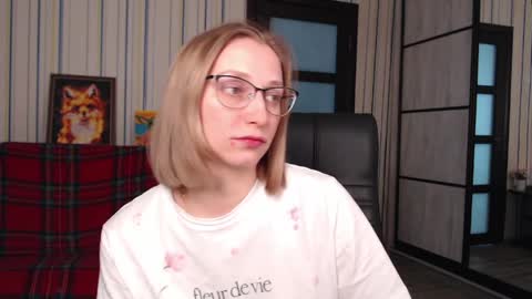 Vika online show from April 15, 8:06 am