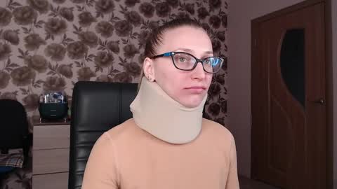 Snapshot of vikaericka chatting on January 19, 7:15 am Vika online show from January 19, 7:15 am