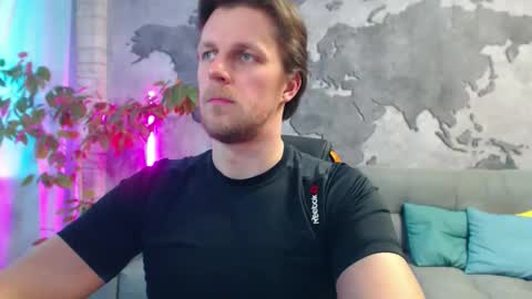 vikingchrisss online show from March 1, 11:25 am