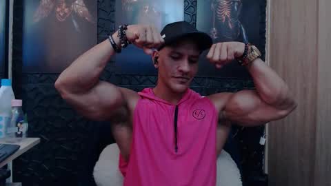 Viktor Herrera online show from February 28, 6:12 pm