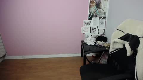 viktoria_lovely online show from February 28, 5:48 am